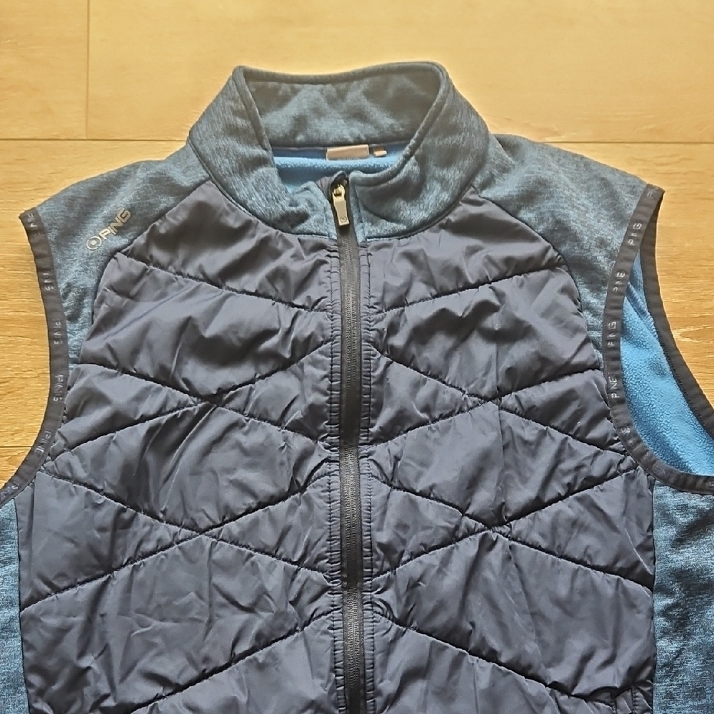 PING  Running Blue Quilted Vest